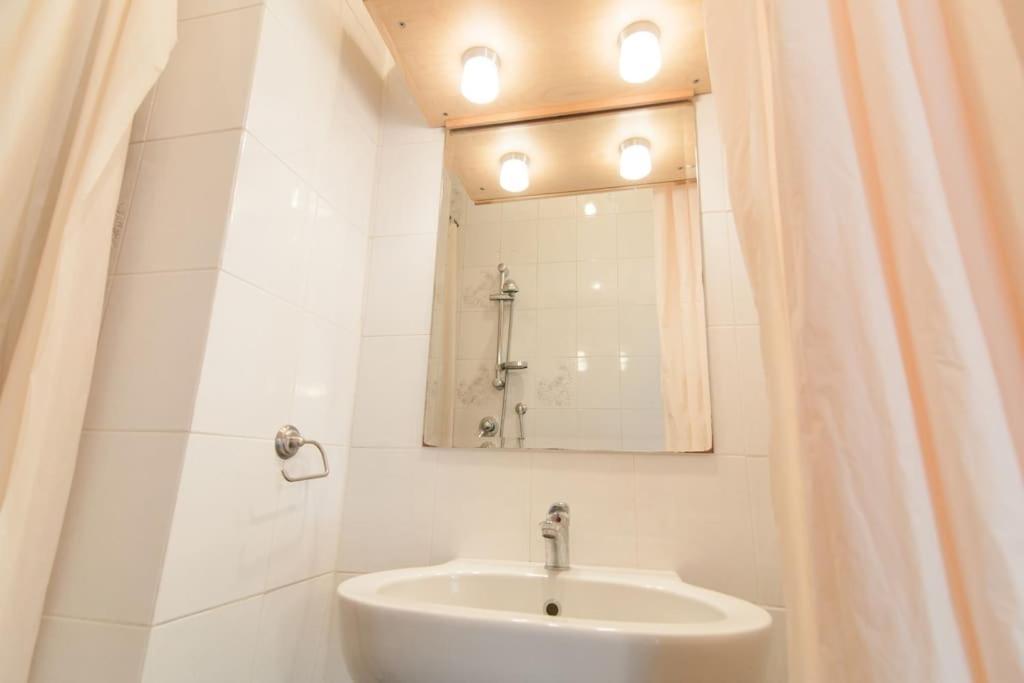 Romantic Apt In San Frediano Florenz Exterior foto